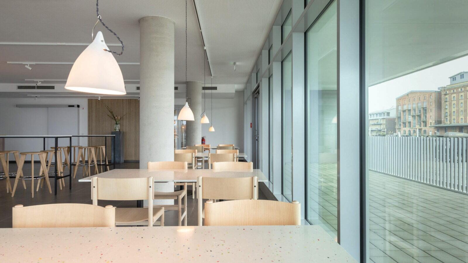projekt k Referenzprojekt Kantine Innenausbau mit Vitra bei Diapharm in Münster